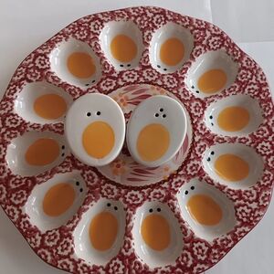 10" Deviled egg serving dish w/ S & P shakers